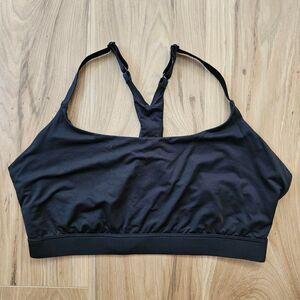 MeUndies black breathe racerback bralette with adjustable straps. Size XL